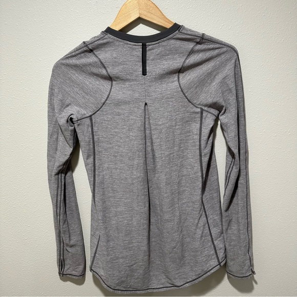 Lululemon Tuck and Flow Top - Picture 10 of 12